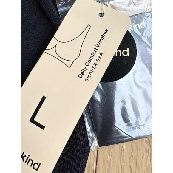 TRUEKIND Daily Comfort Wireless Shaper Bra | Size Large Black with Bra Extender - Picture 8 of 9